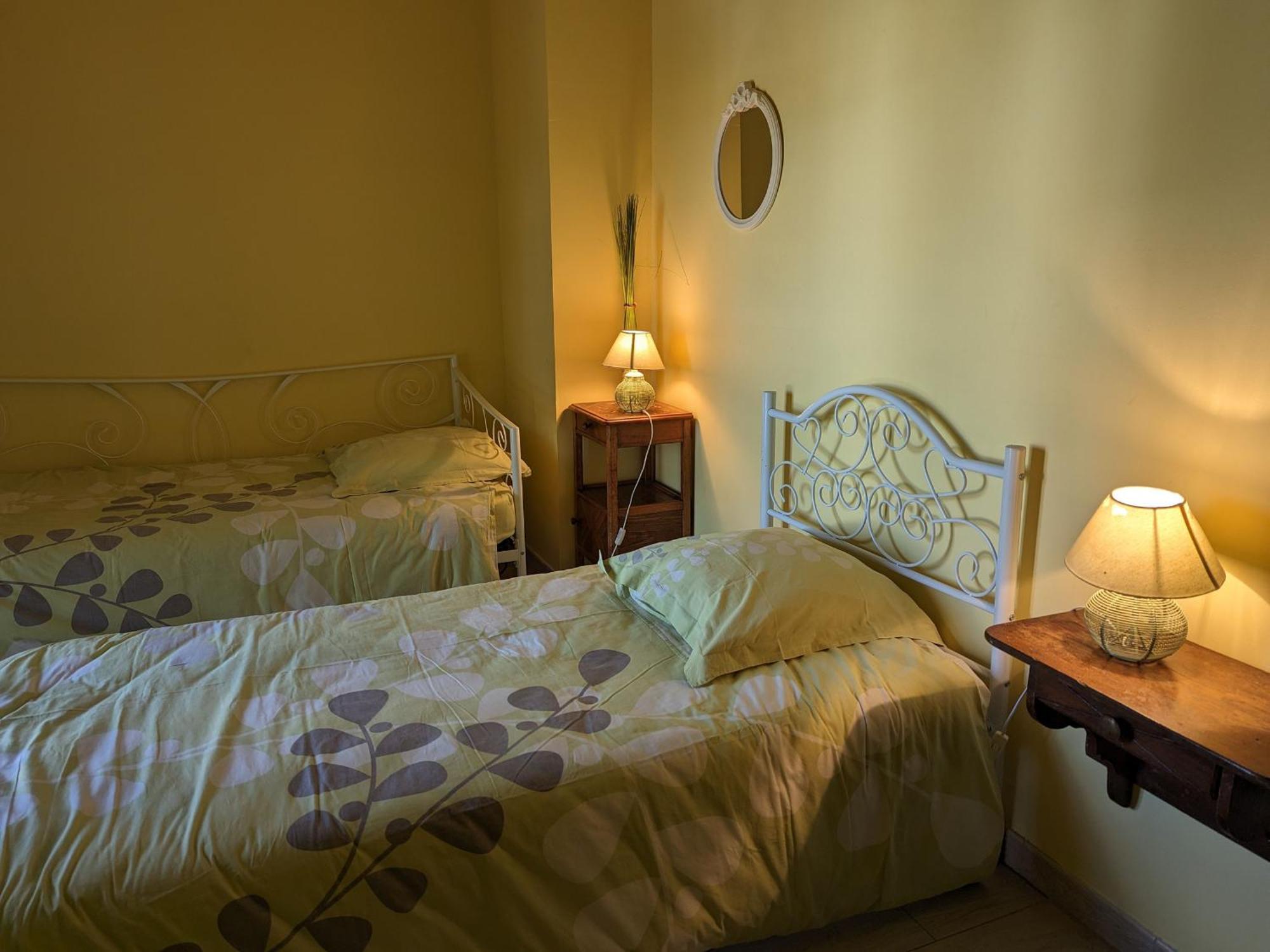 Renovee A 1h De Paris, Avec Jardin Clos, 4 Et Equipements Familiaux - Fr-1-590-164 *